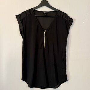 Express Black V-Neck Short Sleeve Top with Gold Zip Size Small